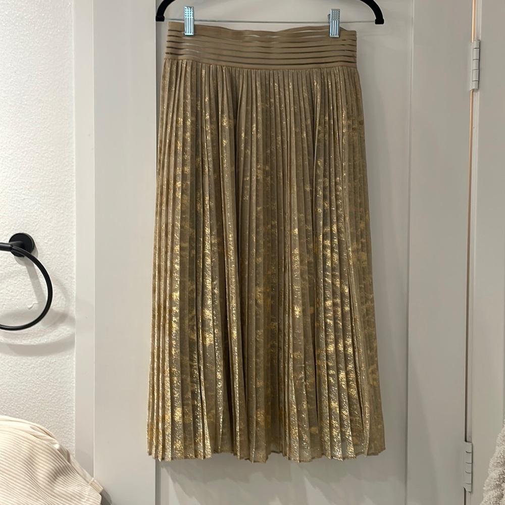 San Edelman midi skirt gold over beige size small